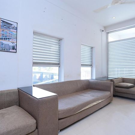 Super Townhouse Prince Palace Thiruvananthapuram Ngoại thất bức ảnh