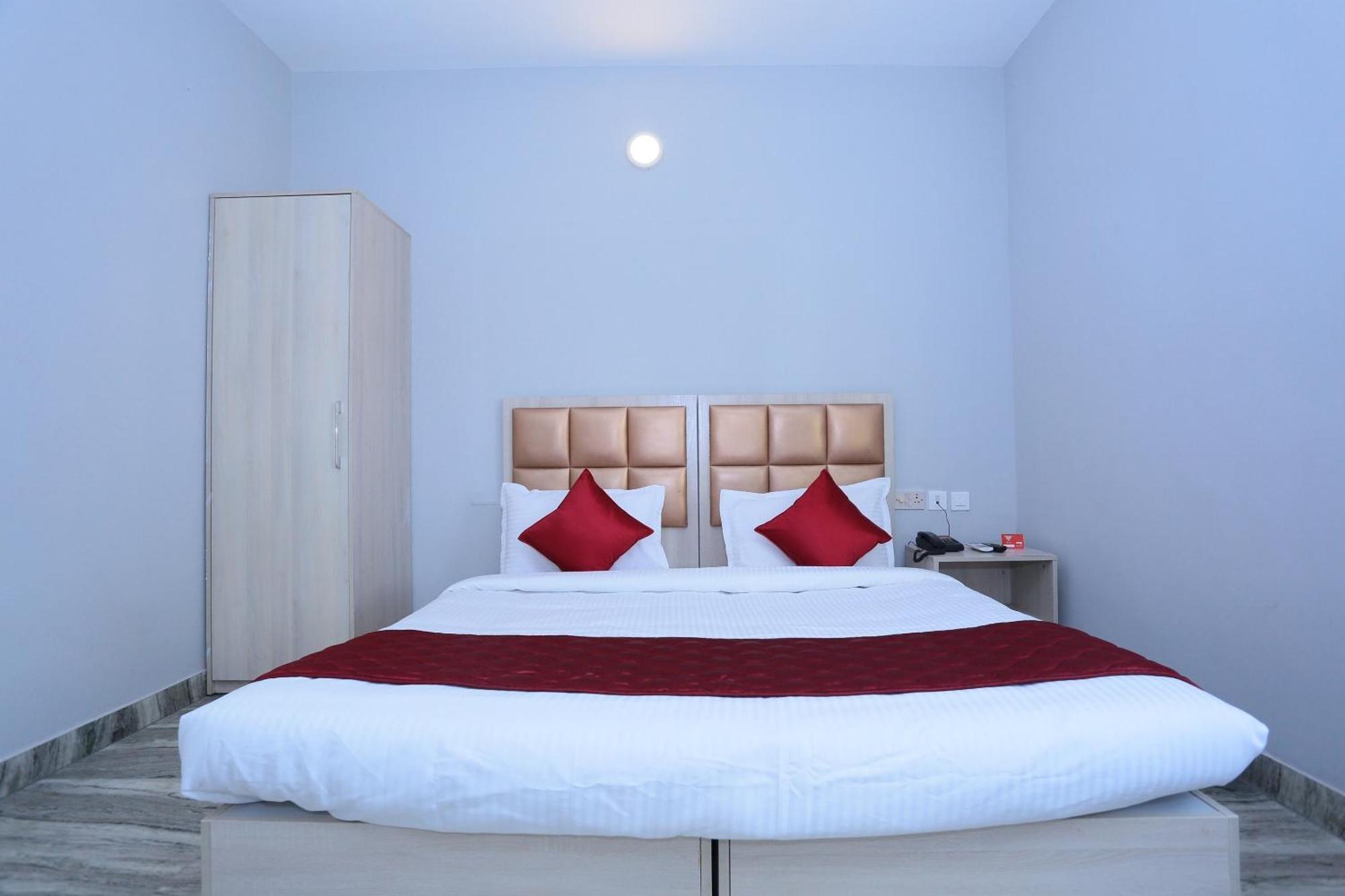 Super Townhouse Prince Palace Thiruvananthapuram Ngoại thất bức ảnh