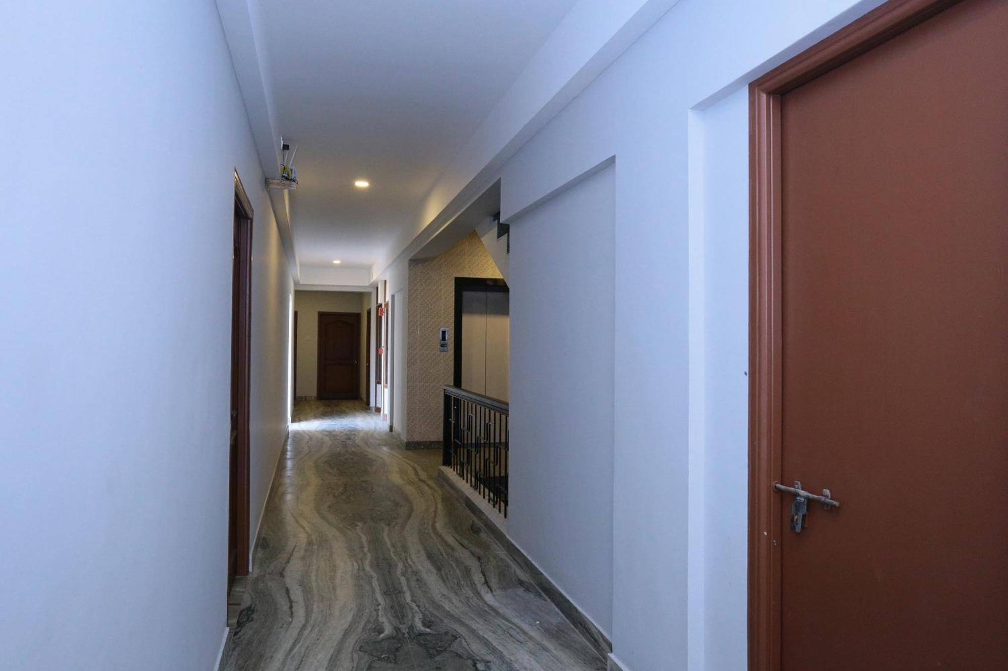 Super Townhouse Prince Palace Thiruvananthapuram Ngoại thất bức ảnh